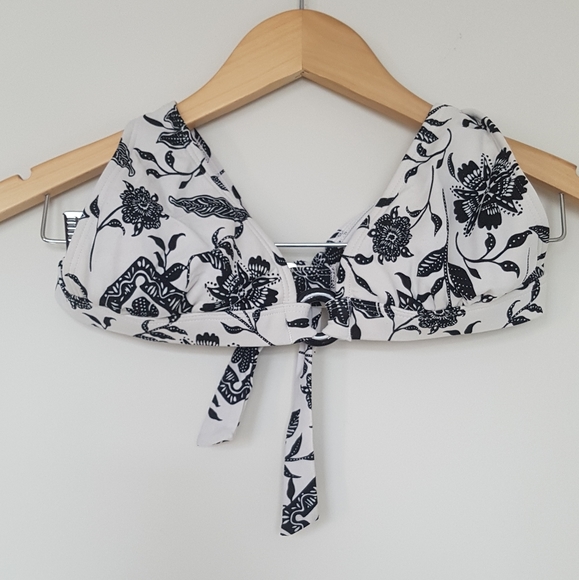 [AQUA ROSE] Floral Bikini Top - Picture 3 of 12